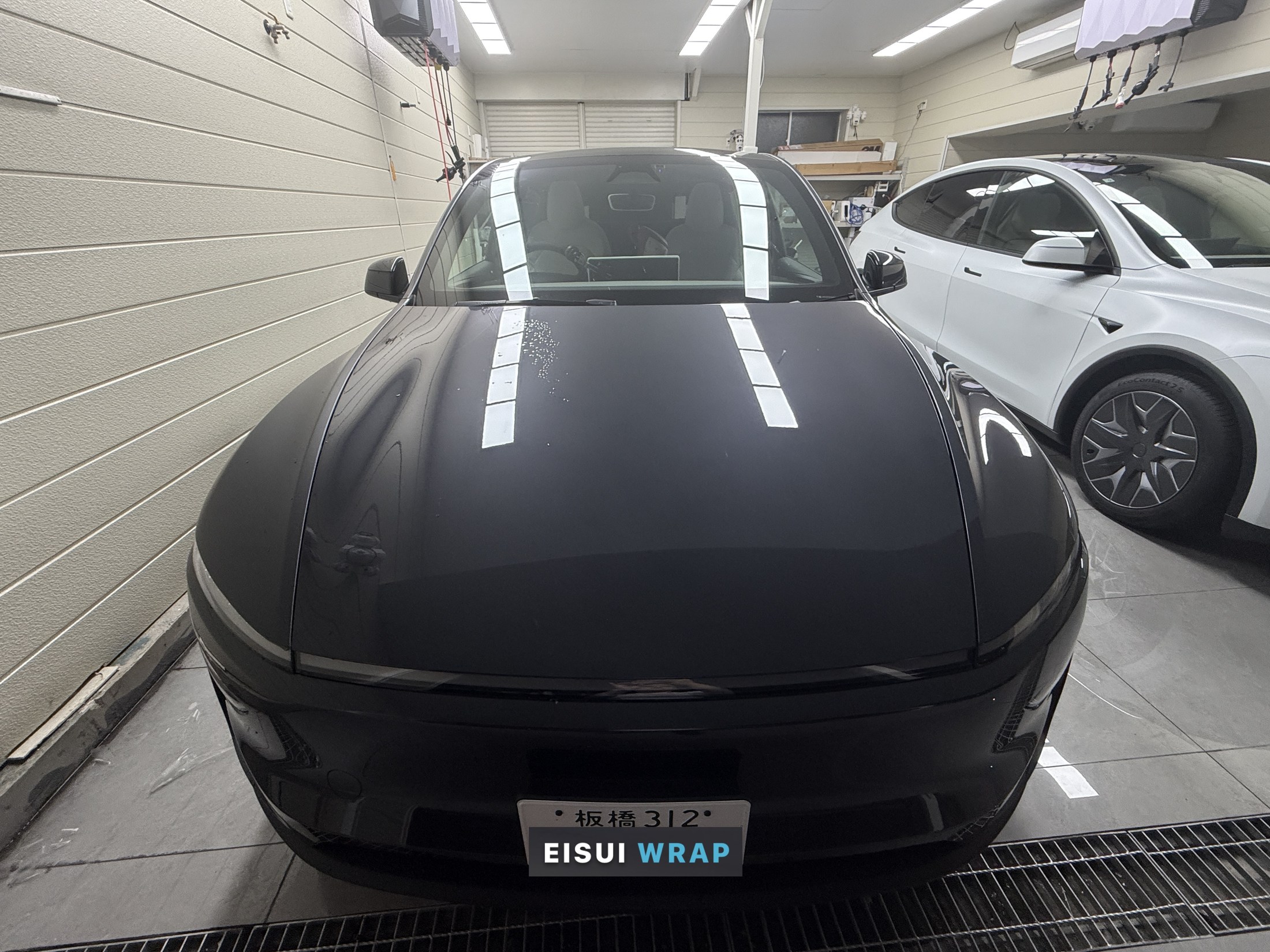 2026年式テスラ Model Y ステルスグレー、透明マットPPF施工前、フロント正面