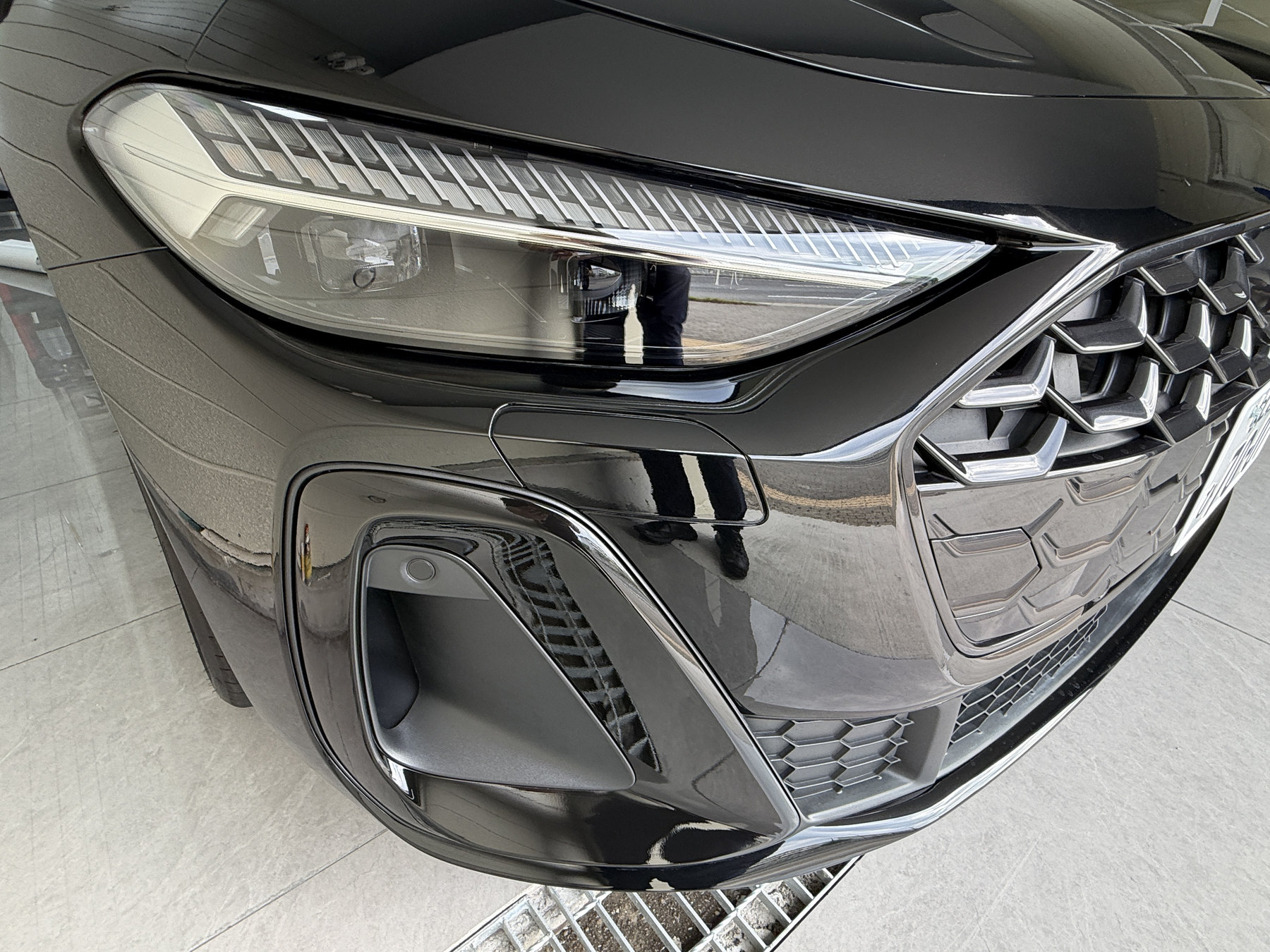 2025 Audi A5 bumper blackout after image 3 photographed in Osaka by EISUI WRAP