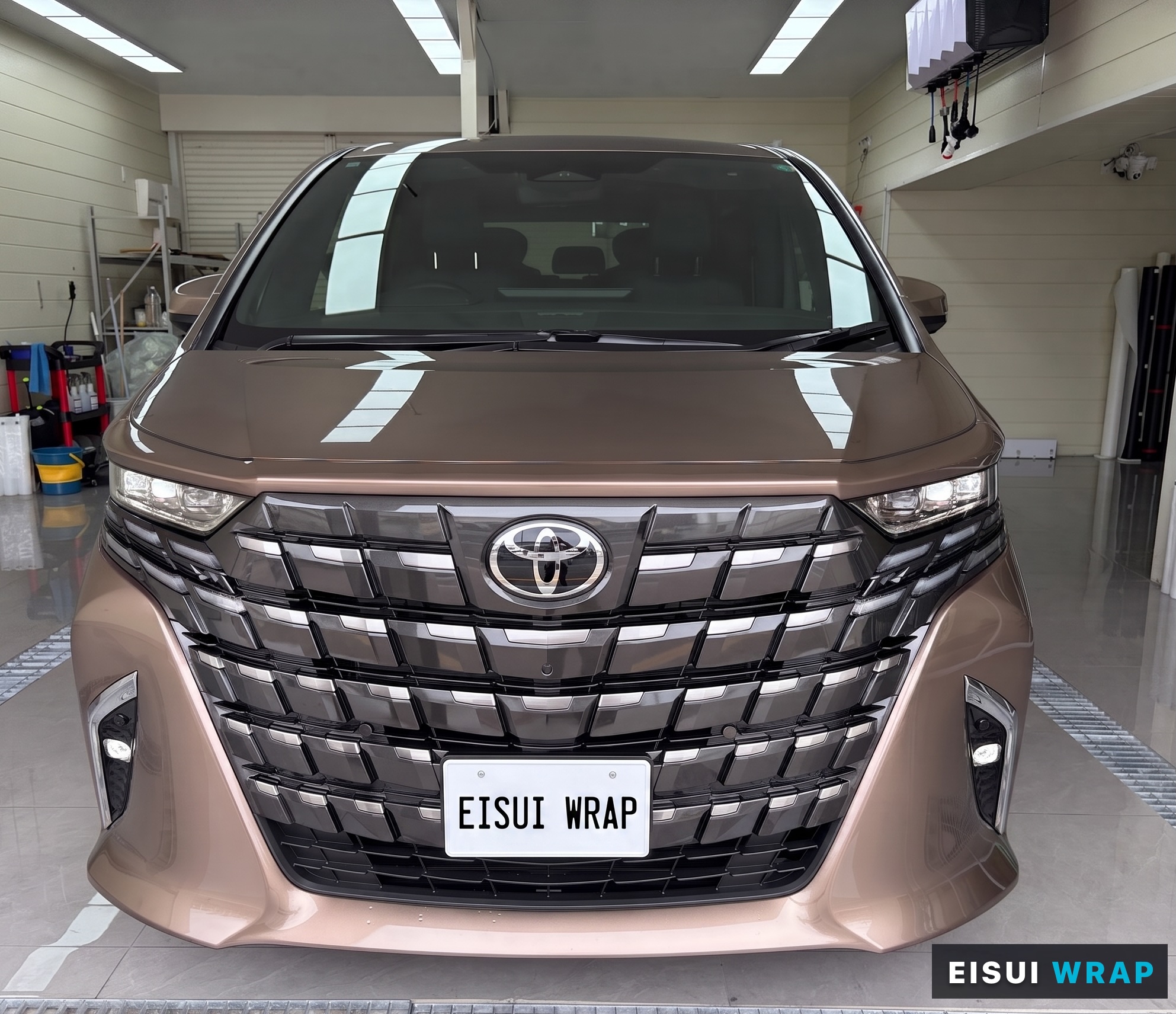front angle and bumper detail of Toyota Alphard 40 Clear PPF by EISUI WRAP Osaka
