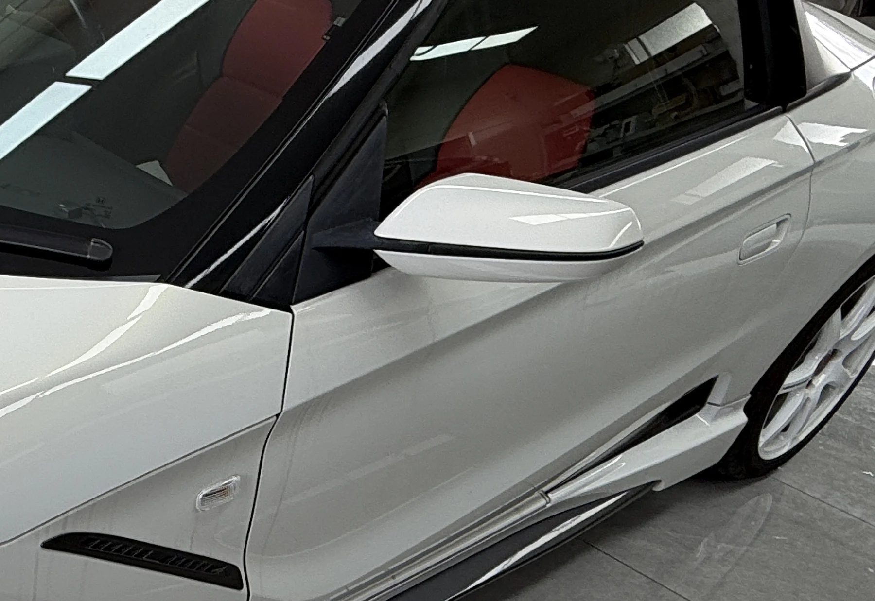 ホンダ S660 白いミラーカバー 施工前