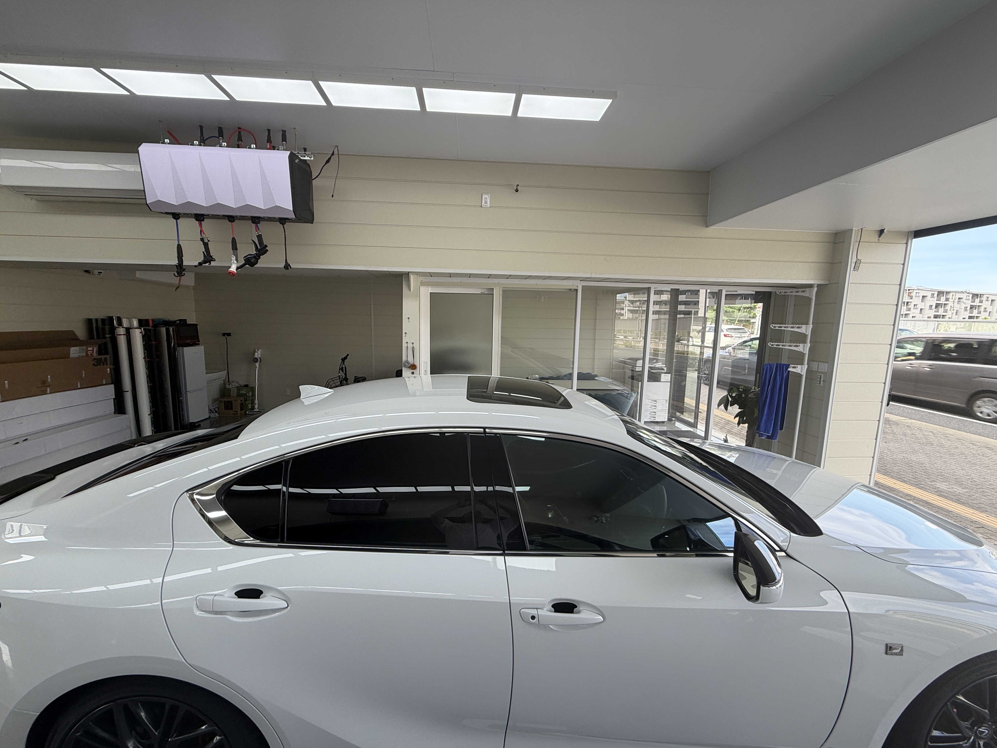 Lexus IS300h サイドビュー 施工前