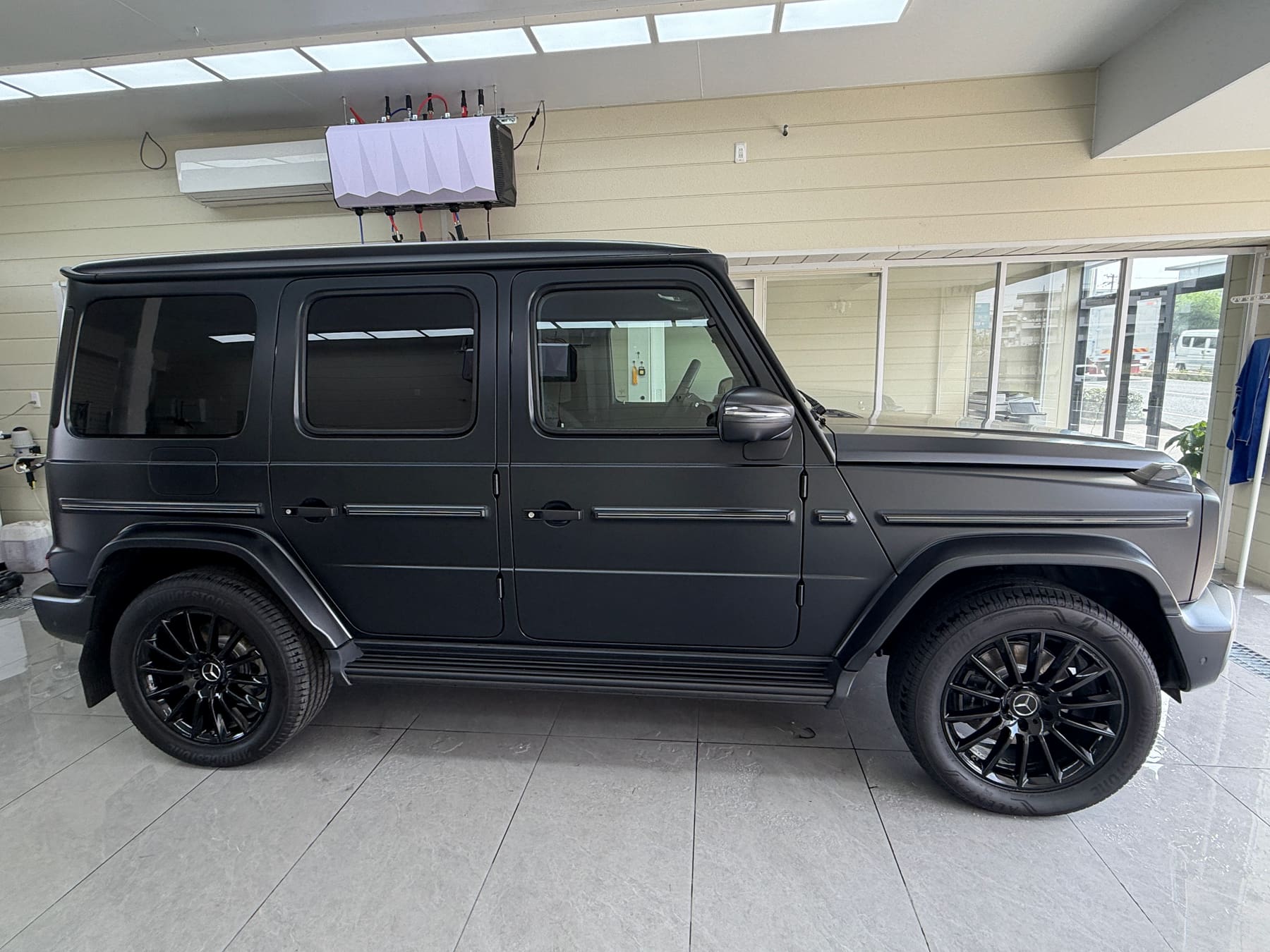 G400d マットPPF施工後 側面 サイドステップブラックアウト