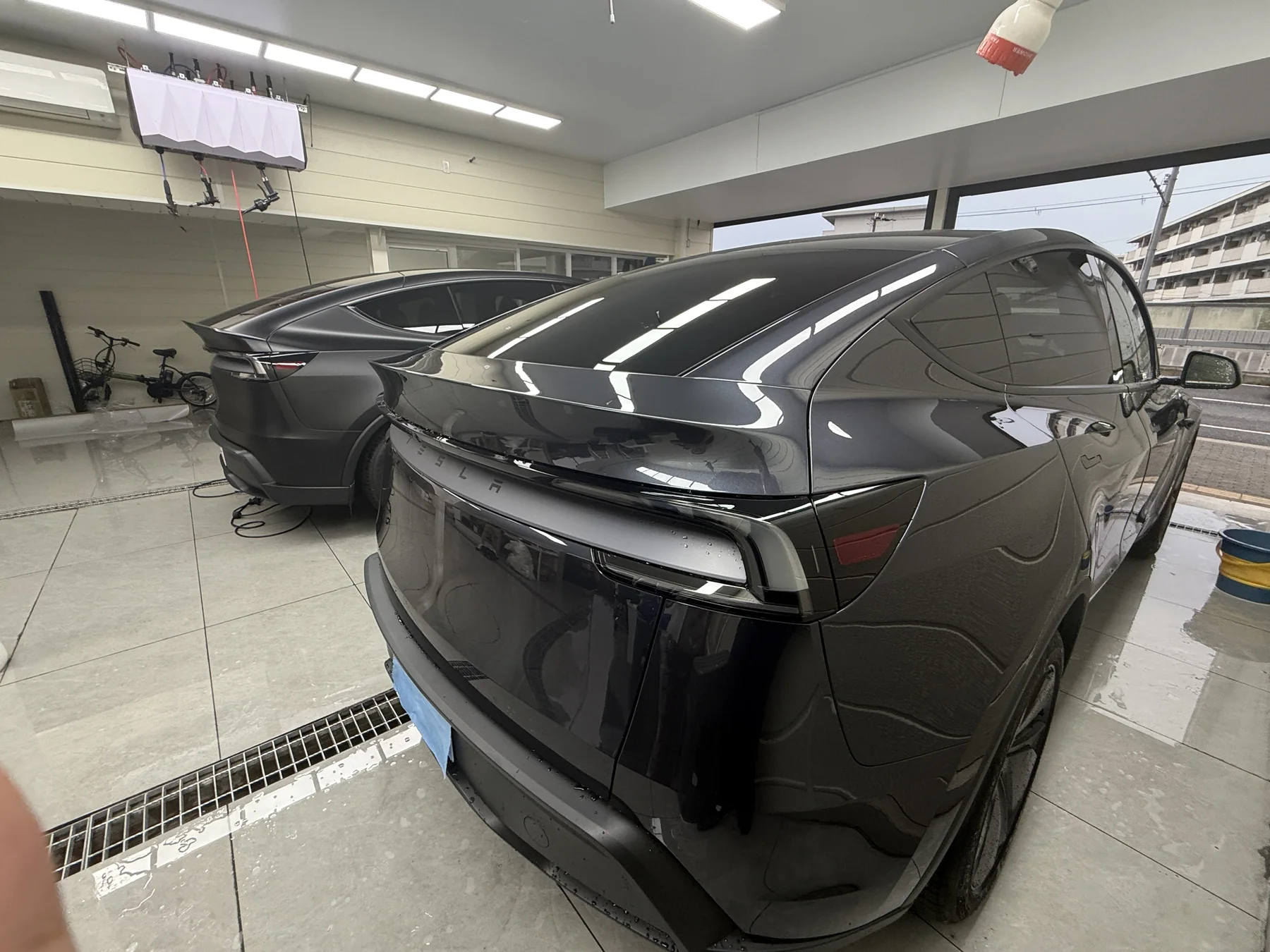大阪市住之江区 EISUI WRAP Tesla Model Y 透明マットPPF施工写真 5