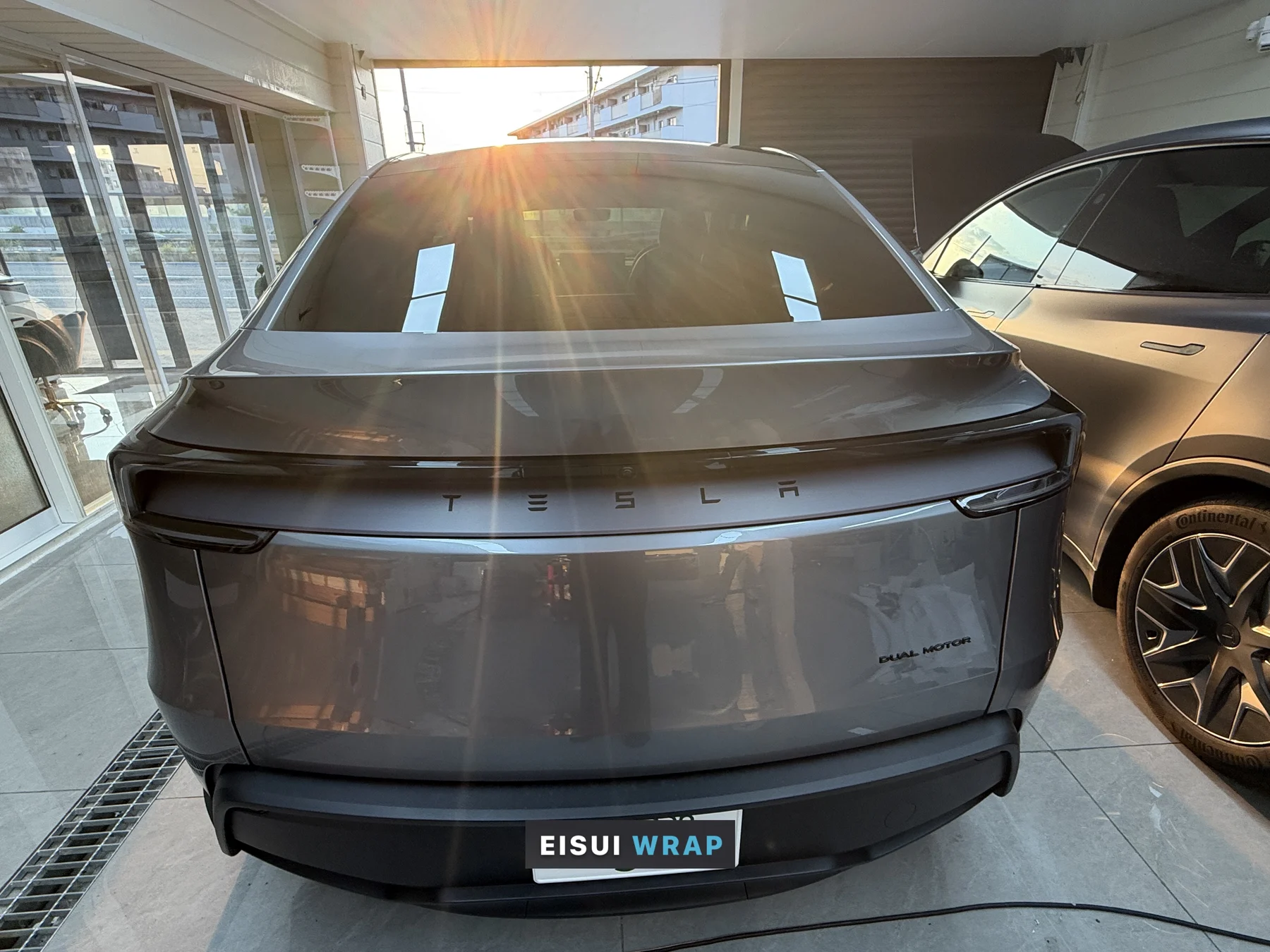 Tesla Model Y クイックシルバー 施工前 リア