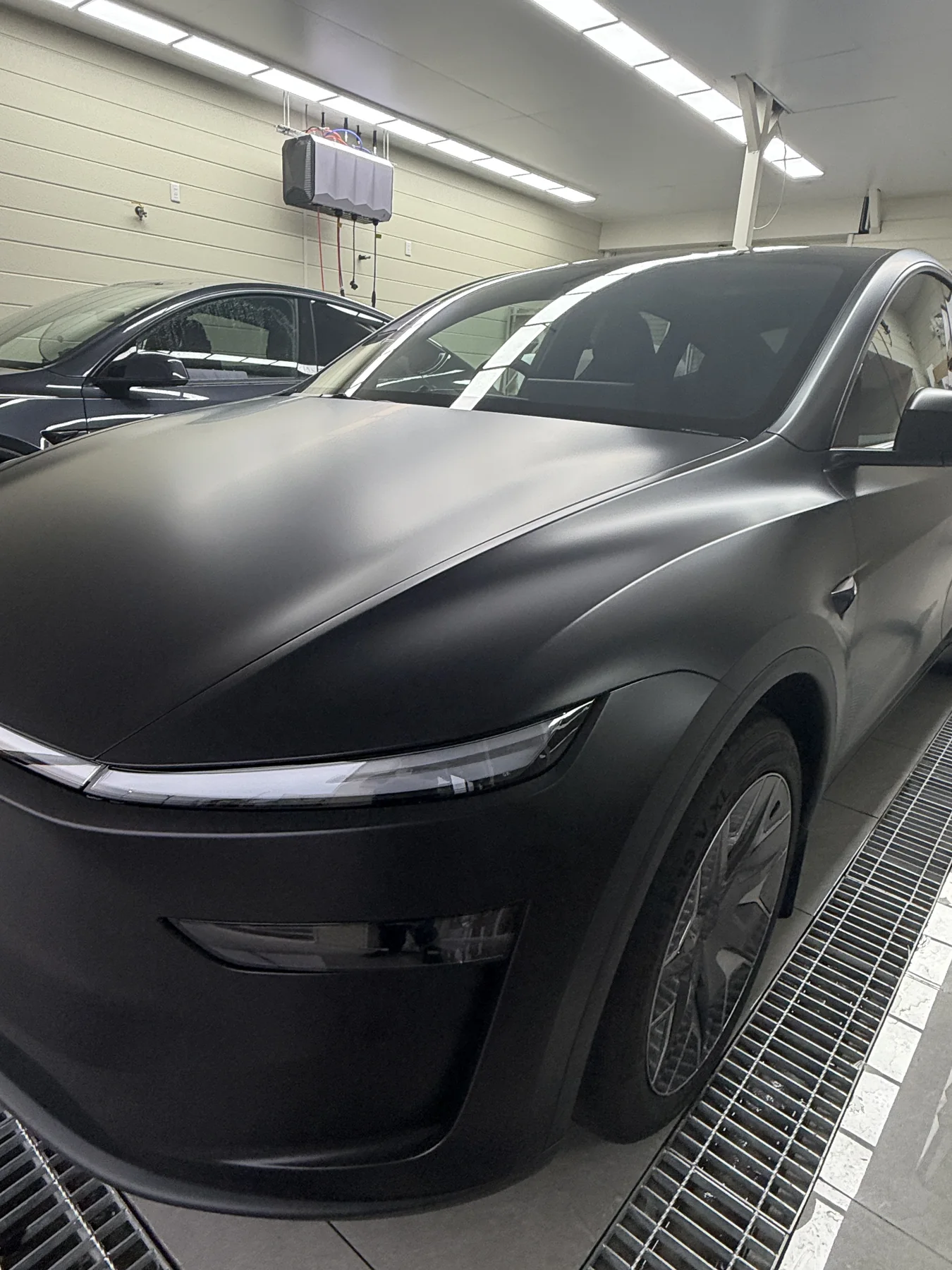大阪市住之江区 EISUI WRAP Tesla Model Y 透明マットPPF施工写真 3