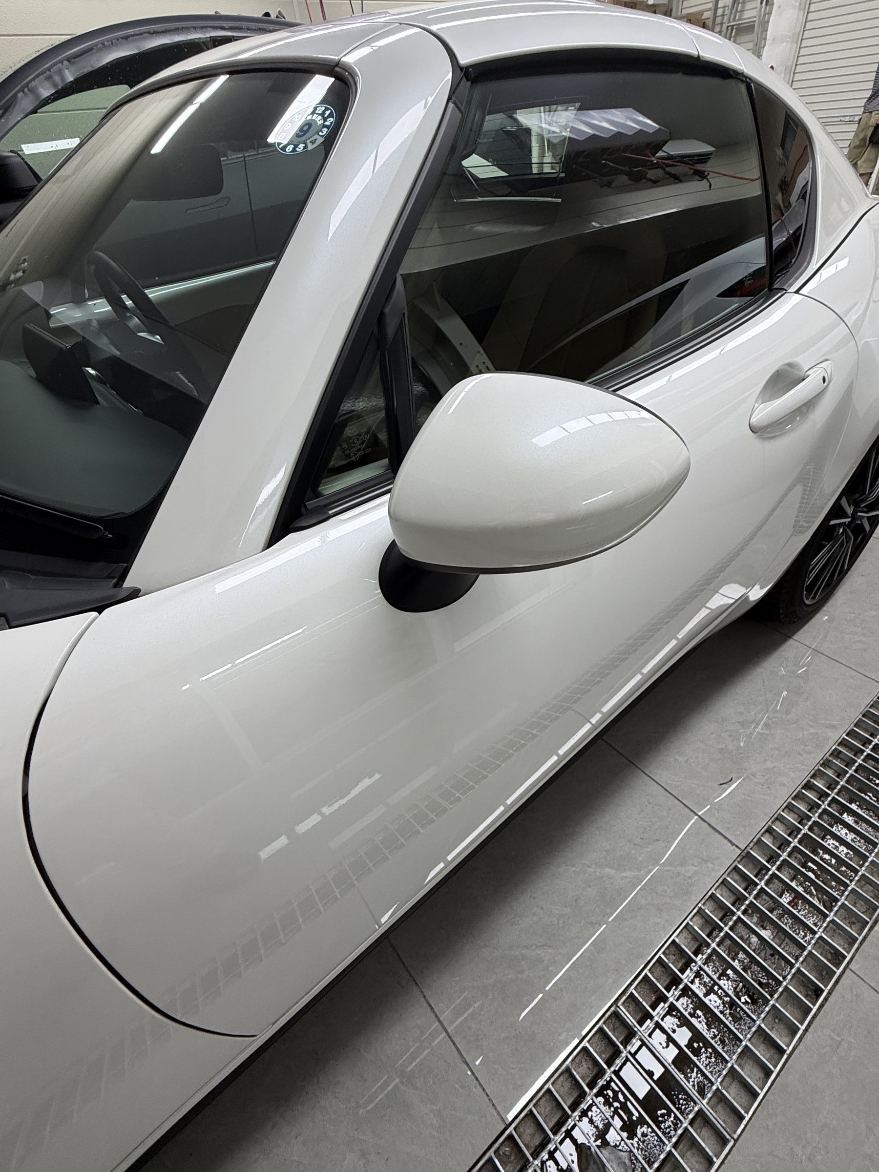 大阪 マツダ ロードスターRF 施工前 ドアミラー