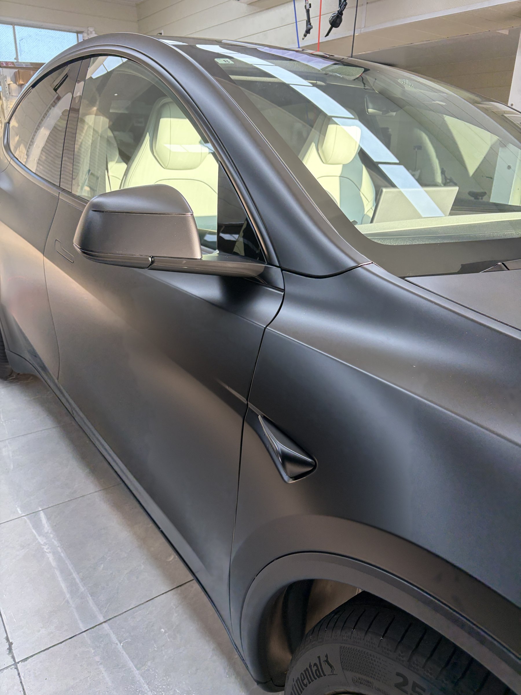 大阪 Tesla Model Y L 透明マットPPF ドアミラー周辺